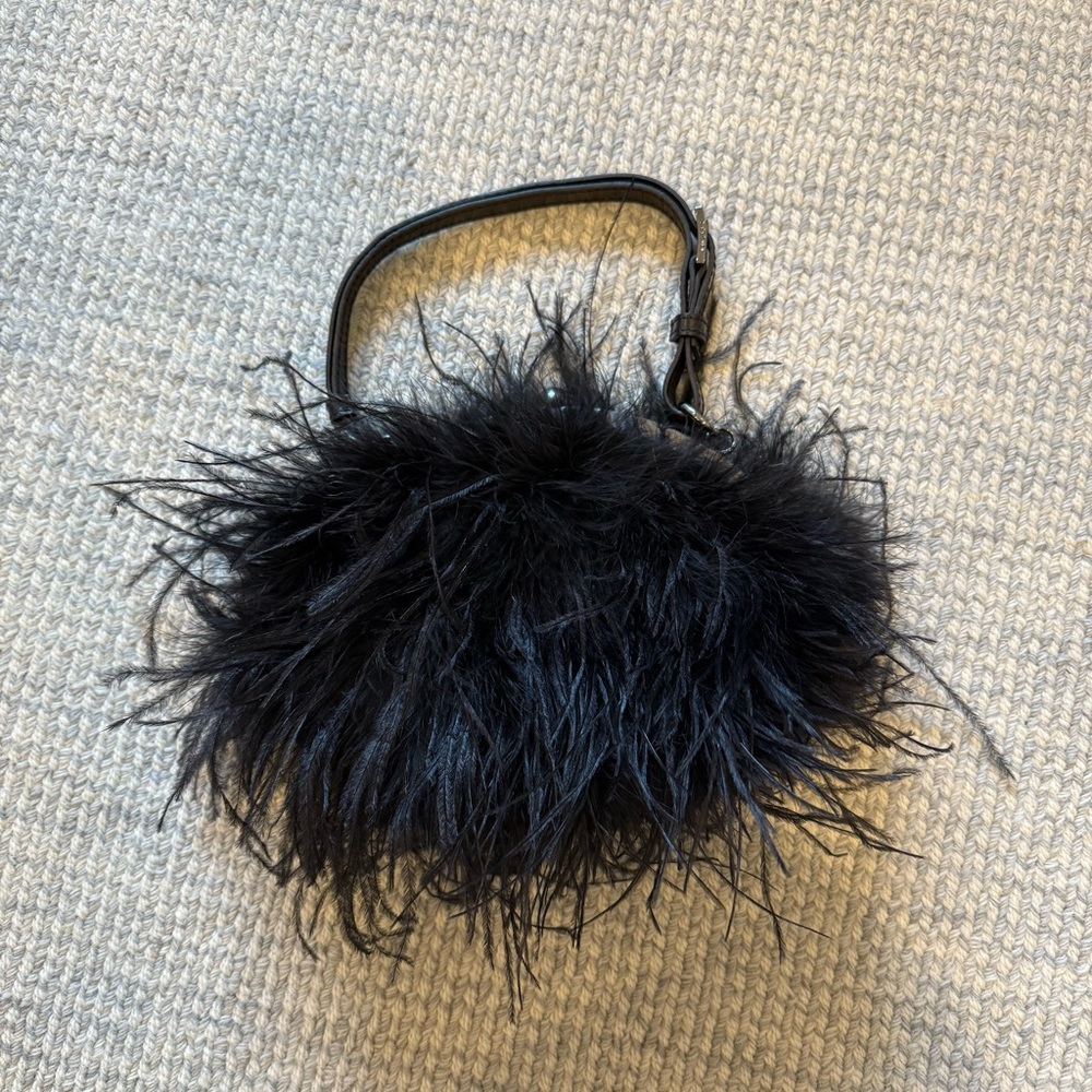NWOT: Vintage ETRO Feather Handbag